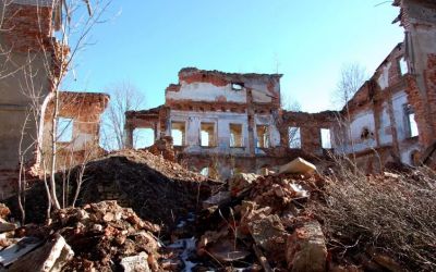Прогулка по заброшенным усадьбам в пригородах Санкт-Петербурга
