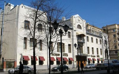 Топ-5 бесплатных экскурсий по закрытым и интересным особнякам Петербурга в июне