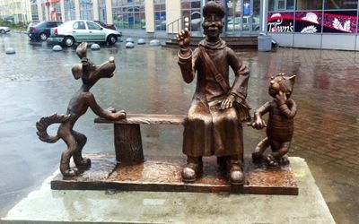 Памятники в Петербурге, которые понравятся и взрослым и детям